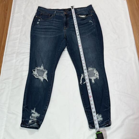 Judy Blue Skinny Fit Distressed Ripped Denim Casual Basic Jeans Plus Size 18W - Picture 7 of 9